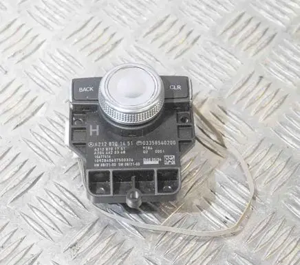 Mercedes-Benz E W212 Head unit multimedia control 03358540200