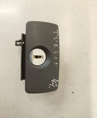 Hyundai Tucson JM Glove box lock 