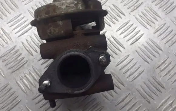 Honda FR-V EGR valve