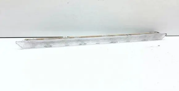 BMW 7 E65 E66 Third/center stoplight 74023801