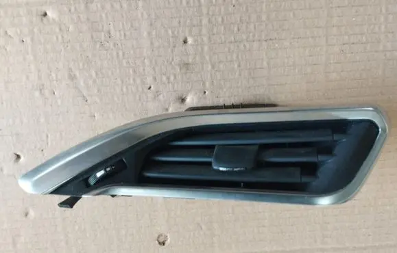 Peugeot 2008 I Dashboard side air vent grill/cover trim 9673131677