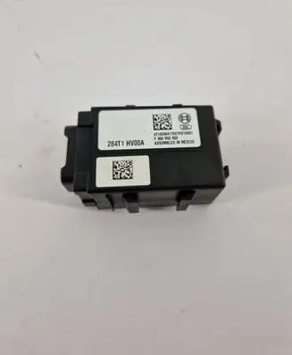 Nissan Qashqai Gateway control module 284T1HV00A
