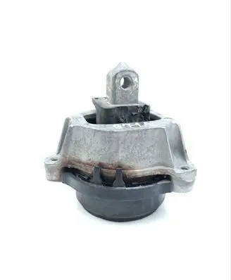 BMW 7 G11 G12 Engine mount bracket 6866156