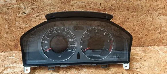 Volvo V70 Speedometer (instrument cluster) 31254535AA 6919966OU