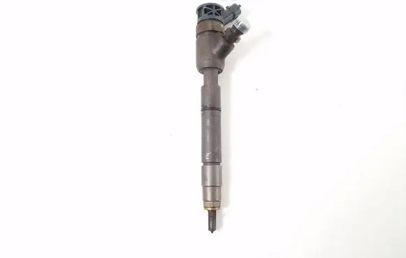 Fuel injector