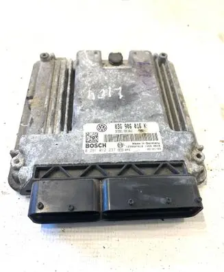 Skoda Octavia Mk2 (1Z) Engine control unit/module 03G906016K 0281012237 1039S07811