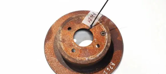 Nissan Cube Z12 Rear brake disc neventiliuojamas