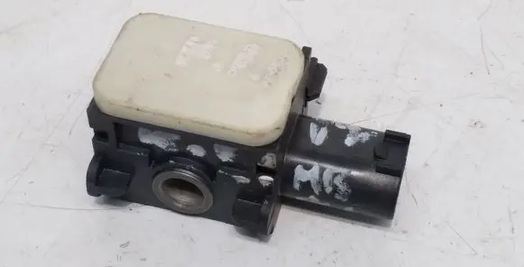 Mercedes-Benz C W205 Airbag deployment crash/impact sensor 0038202826 030409405143