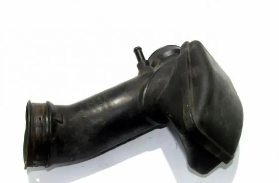 KIA Carens II Air intake hose/pipe 281382G120