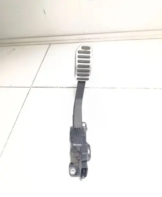 Volvo V60 Accelerator throttle pedal 31329373 6PV01083437