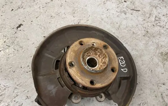 BMW 1 F20 F21 Rear wheel hub