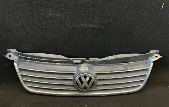 Volkswagen PASSAT B5.5 Front grill 3B0853651L