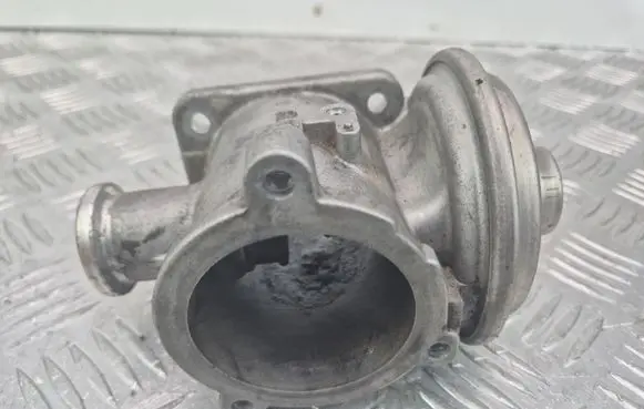 BMW X5 E70 EGR valve 7804380