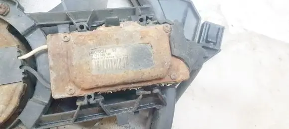 Ford Focus Coolant fan relay 1137328148