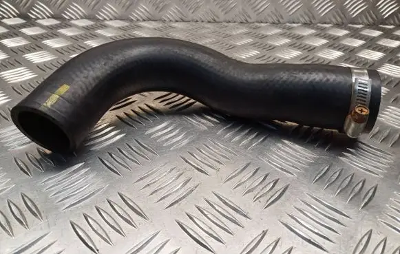 Toyota Yaris Engine coolant pipe/hose