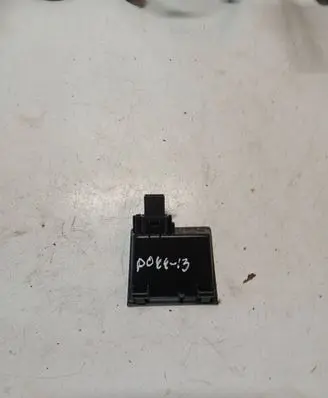 Volvo V40 USB socket connector 31307313