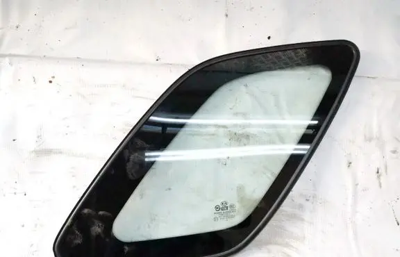 KIA Sportage Rear side window 878201f000 87820-1f000