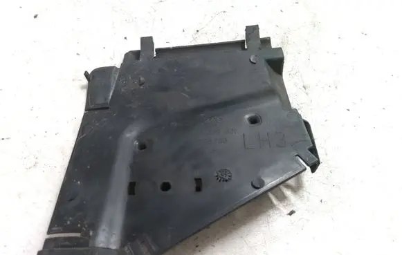 Audi A4 S4 B8 8K Other under body part 8K0809921