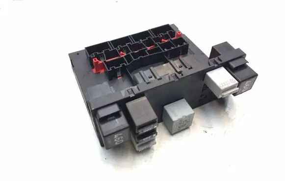 Audi A3 S3 8P Comfort/convenience module 8P0907279E K1140