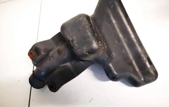 Intake resonator