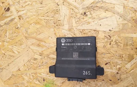Volkswagen PASSAT B6 Gateway control module 3C0907539H 3C0907951