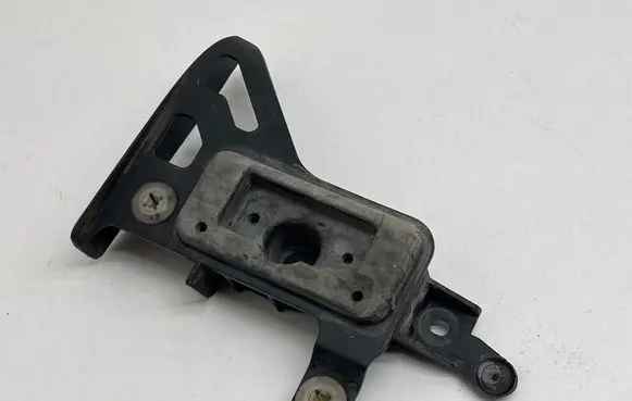Porsche Cayenne (92A) Jacking socket point 7P5802829A