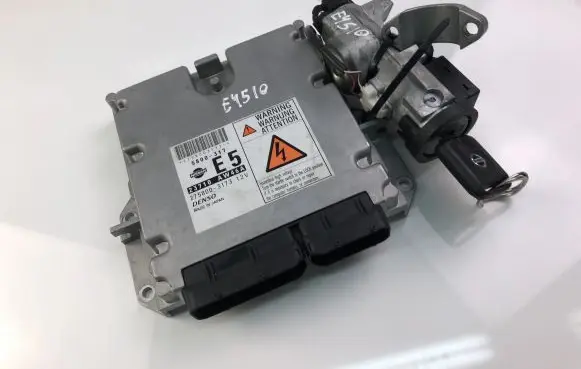 Nissan Primera Engine control unit/module ECU 23710AW46A 28590C9965