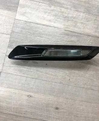 BMW 5 F10 F11 Front fender indicator light 084441415R