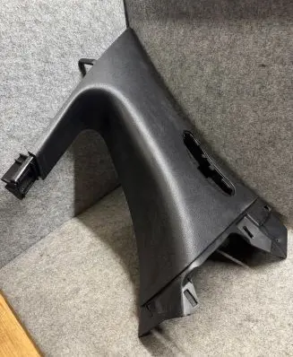 Dodge Durango (C) pillar trim 100983110BLR 1GQ13DX9AF