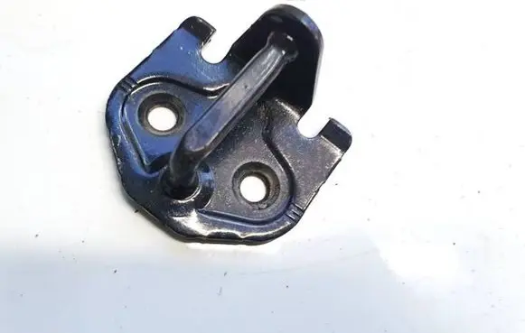 Ford Mondeo MK IV Rear door lock loop/hook striker 6g91r21992fbb 6g91-r21992-fbb