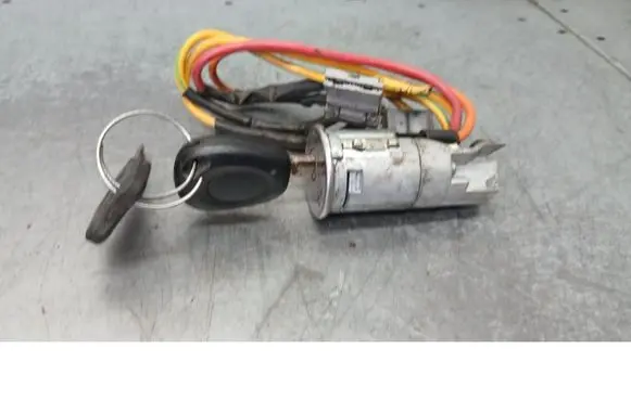 Renault Master II Ignition lock 