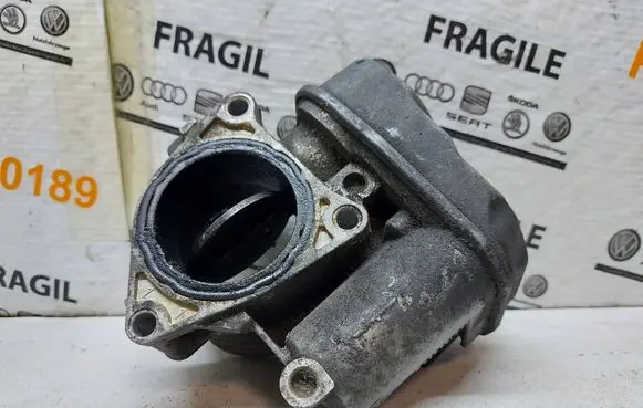 Seat Altea Throttle valve 03G128063B