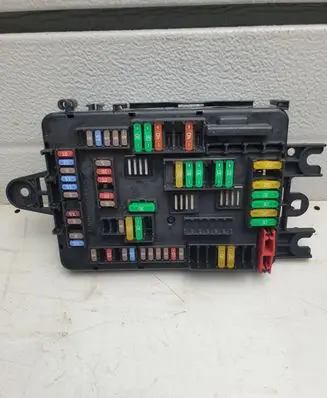 BMW 5 F10 F11 Fuse module 19325000002 31012015 9316569