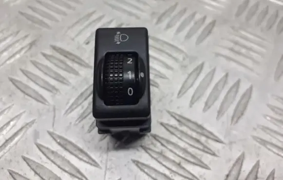 Nissan Micra Headlight level height control switch