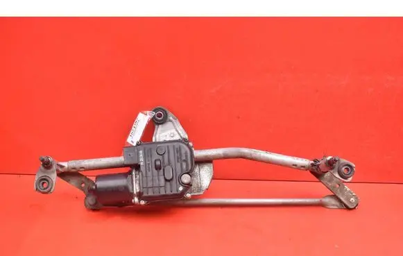 Front wiper linkage and motor