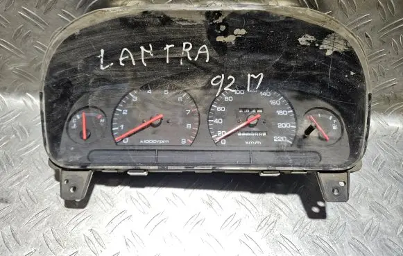 Hyundai Lantra I Speedometer (instrument cluster) 71110551 78811290