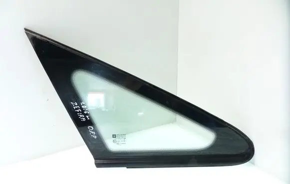 Opel Zafira B Front triangle window/glass E643R007951