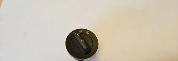 BMW 5 E39 Light switch 8363683