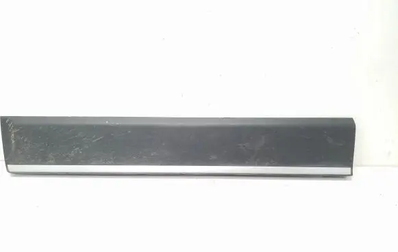 Volvo XC70 Front door trim (molding) 31276152