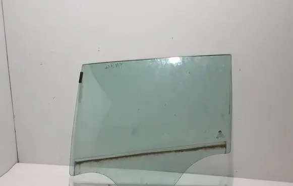 Rear door window glass