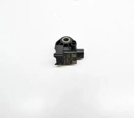 Mercedes-Benz E W213 Airbag deployment crash/impact sensor A2139051300