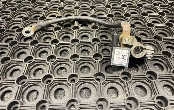 Mercedes-Benz E W212 Negative earth cable (battery) A0009056702 Q96FA00944