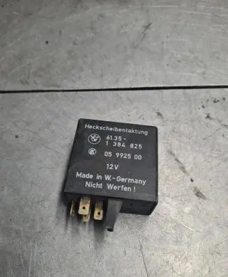 BMW 5 E34 Other relay 1384825 6135 05992500