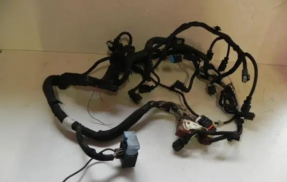 Citroen C4 II Engine installation wiring loom 9674051780 VD8241