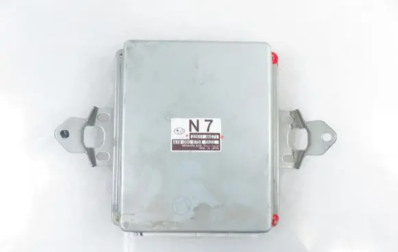 Subaru Forester SG Engine control unit/module 22611AK671