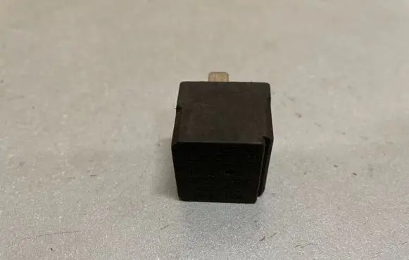 Opel Zafira B Other relay 13171831