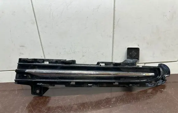 Volvo V40 Front bumper lower grill 31347042 31347058