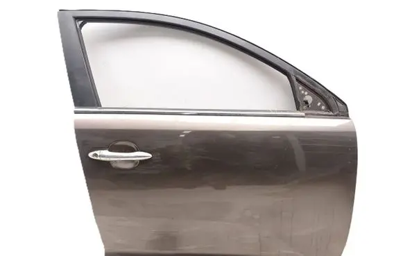 KIA Sportage Front door 