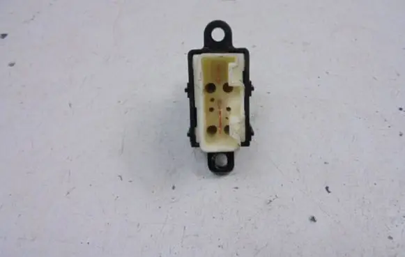 Mazda 626 Electric window control switch