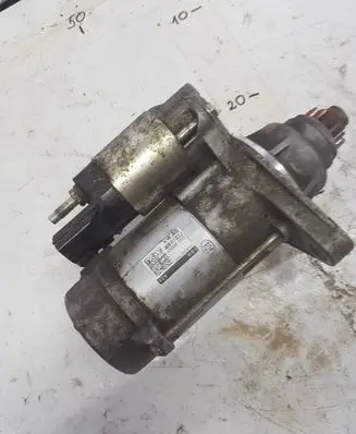 Volkswagen Touran III Starter motor Qam911023